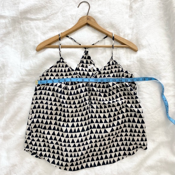 Rip Curl Geometric Beach Tank - Picture 3 of 11